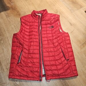 The North Face Mens Red Quilted Vest